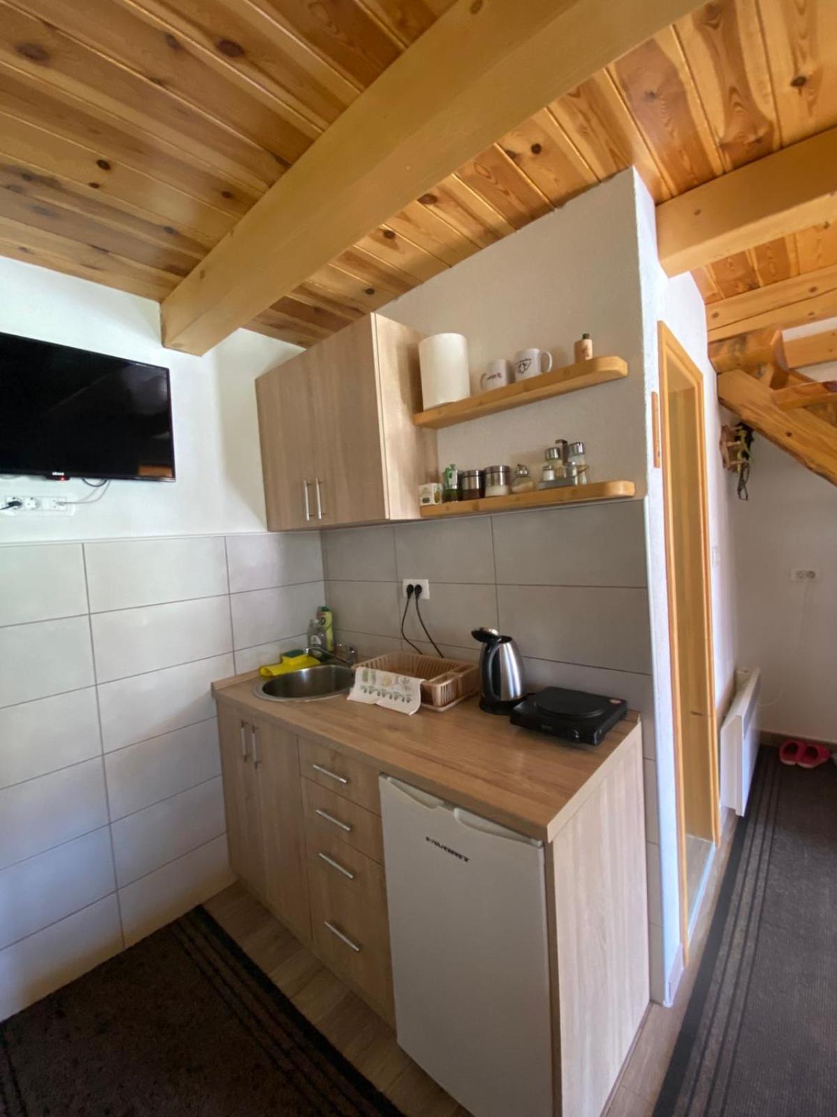 Bungalows Ivan جابلياك الغرفة الصورة